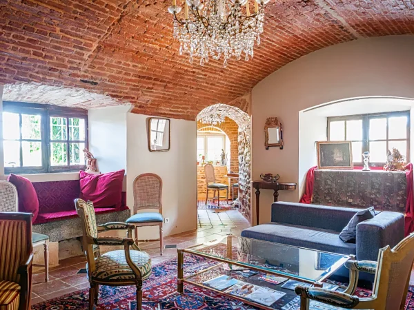 f78b0a7d234739e17813cde72e29c6d9-chateau-d-apigne
